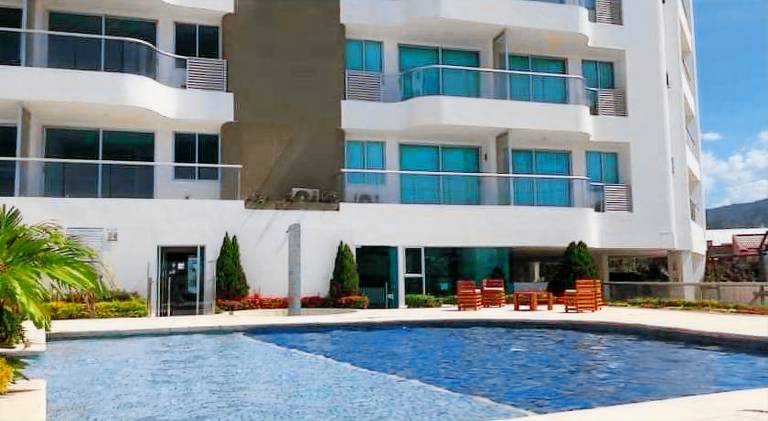 Apartment with pool — photo 3