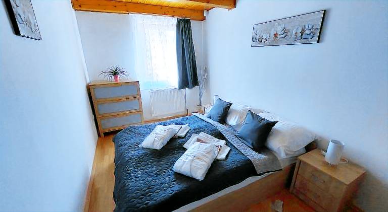 Nice villa with jacuzzi | Pets are welcome — photo 2