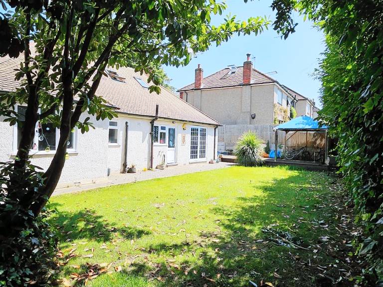 House Sutton