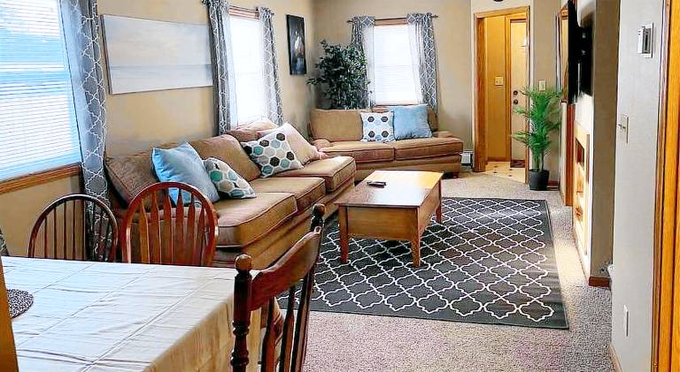 House | Pets allowed in Superior, WI