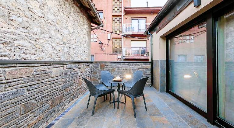 Serviced apartment with terrace | Pets are welcome — photo 5