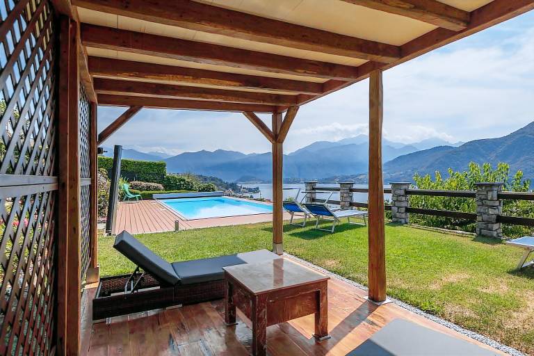 Villa Golfo di Venere with Lake View, Pool & Wi-Fi — photo 4