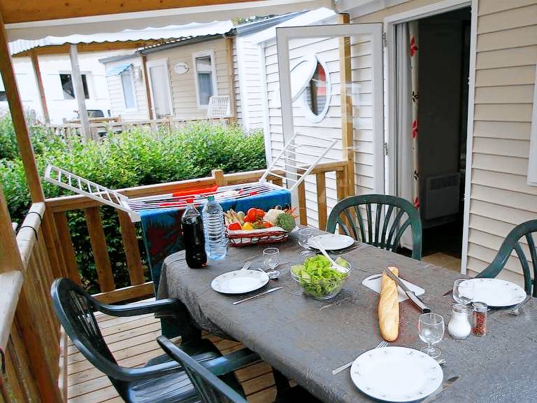 Children-friendly mobile home with terrace & heated pool | Pet-friendly — photo 4