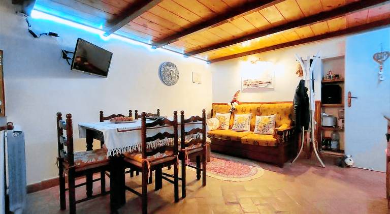 Apartment with 2 rooms for 6 persons — photo 4