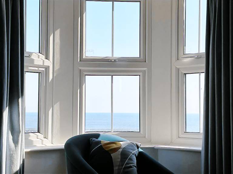 Family-friendly cottage | Beach view | Beach nearby | Dogs allowed — photo 2