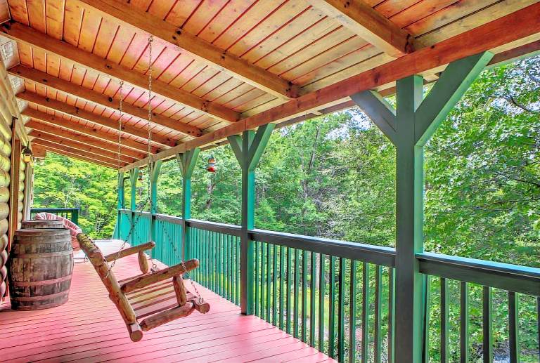 Child-friendly wonderful cabin with pool, sauna & BBQ | Mountain view | Pets allowed — photo 2