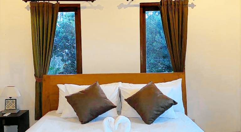 Holiday apartment with jacuzzi & patio in Ubud