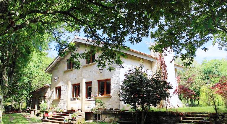9975 m&sup2; Ferienhaus