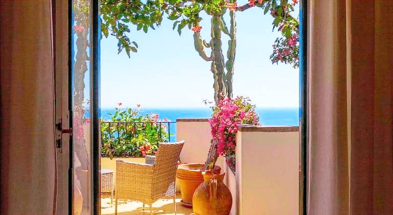 Vacation home | Beach nearby | Dogs allowed — photo 2