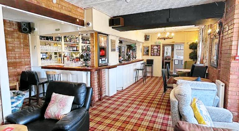 Halfway House Inn Country Lodge — photo 4