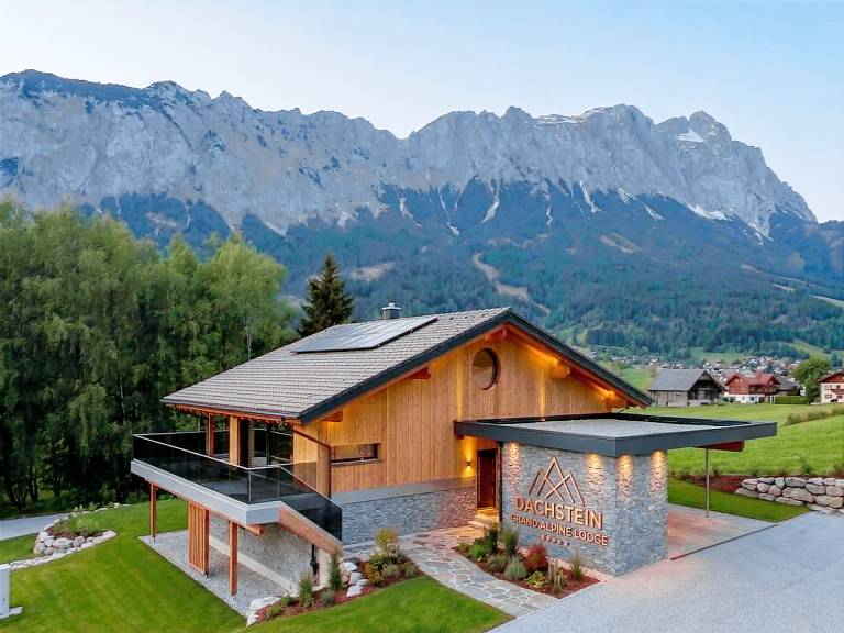 Luxuri&ouml;se Lodge in Top Skigebiet mit Sauna