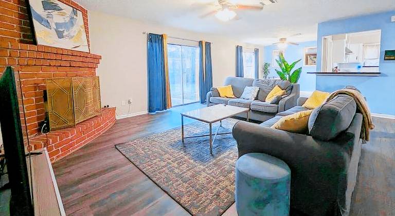 Big vacation home | Pets are welcome — photo 2