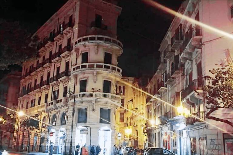 Bed & Breakfast  Palermo