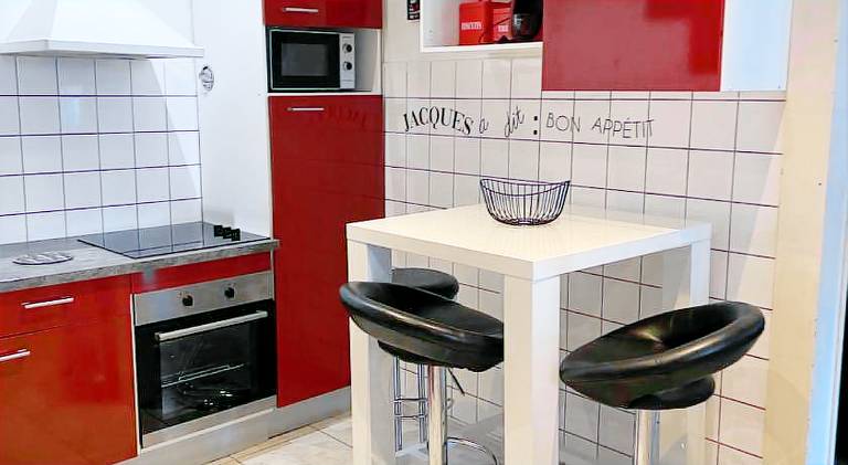 Apartment with 2 rooms for 6 persons — photo 3