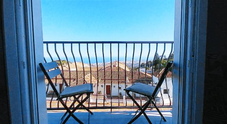 Rental apartment with private pool, patio & yard in Mijas