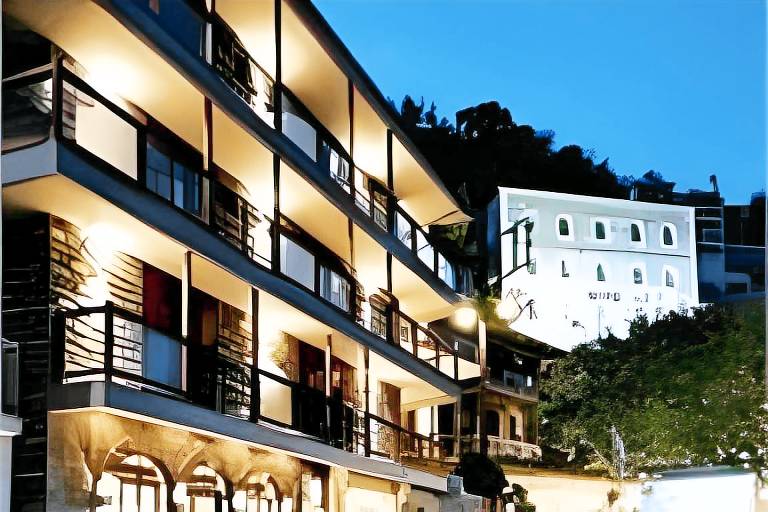 Kentrikon Hotel