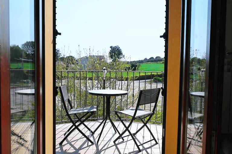 Rental apartment with 2 rooms for 3 persons — photo 3