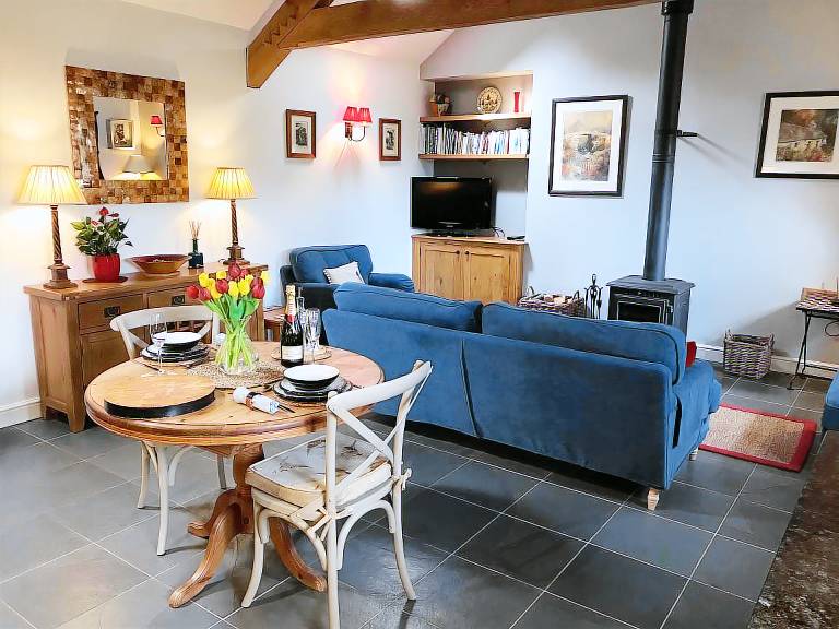 Children-friendly wonderful cottage with garden | River view | Pet-friendly — photo 3