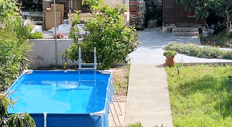 Vacation home with grill, yard & private pool in Kefalonia