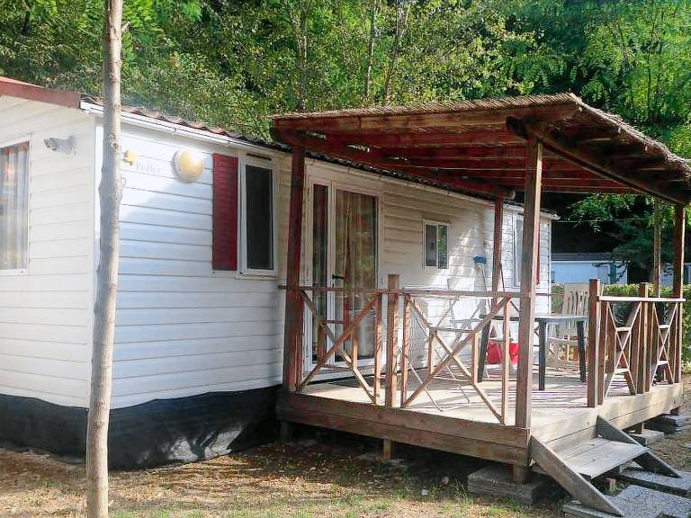 Charming mobile home with patio | Dogs allowed — photo 5