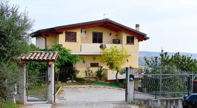 LA VILLA IN CAMPAGNA in Silvi