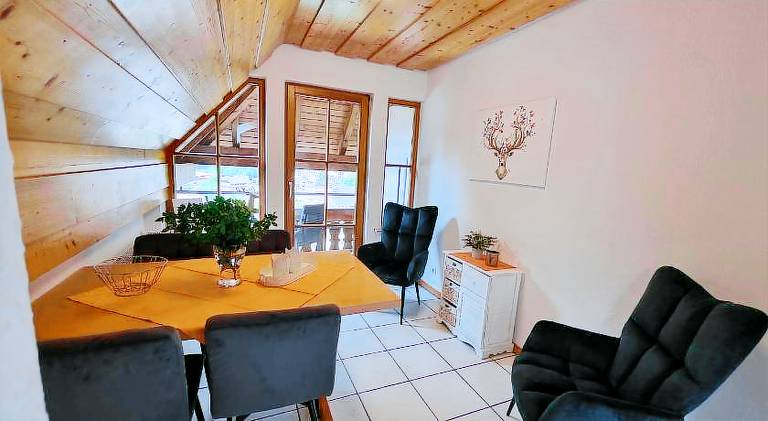 Serviced apartment with garden, BBQ & patio — photo 3