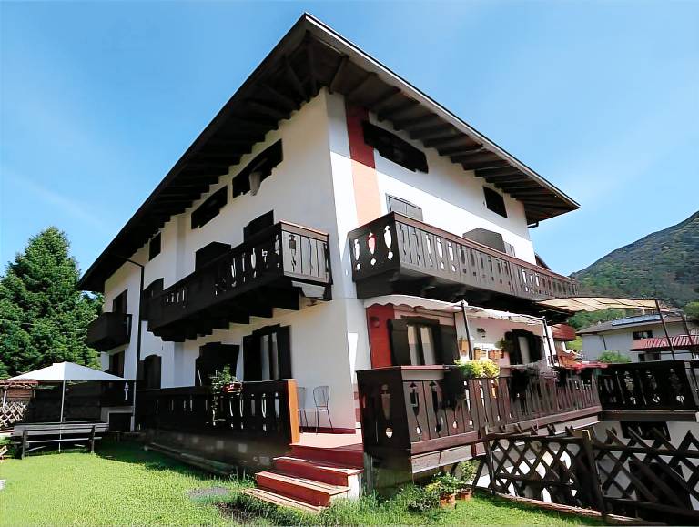 Enjoy Ledro B&B in Ledro
