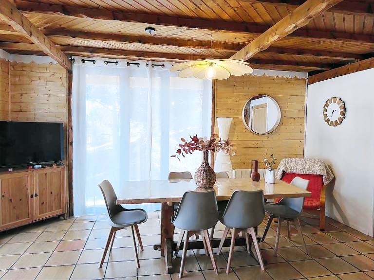 Gite with terrace & yard | Pets allowed in Foix