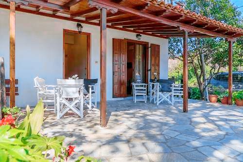 Rental apartment with patio & yard | Close to the beach | Pets are welcome — photo 5