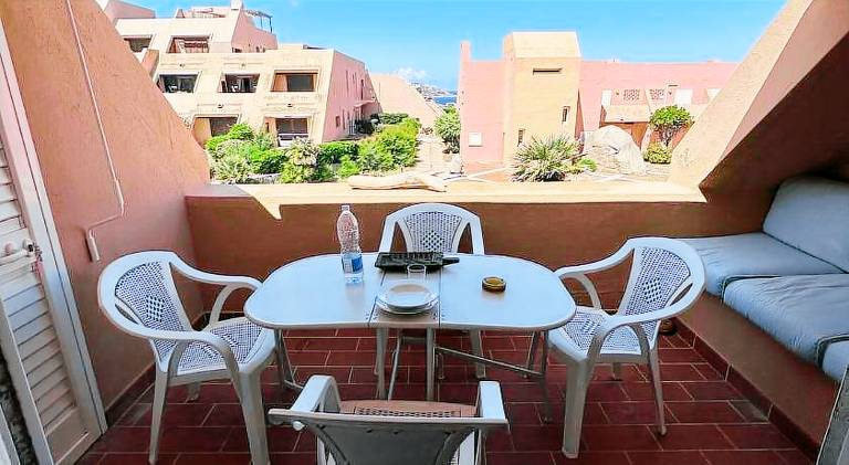 Rental apartment with garden & terrace — photo 2