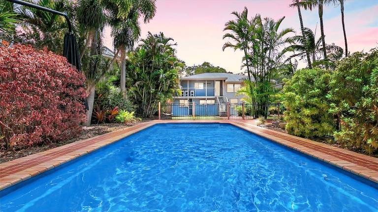 House  Urangan