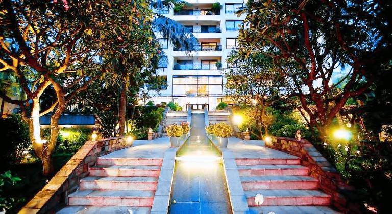 Saigon Domaine Luxury Residences — photo 3