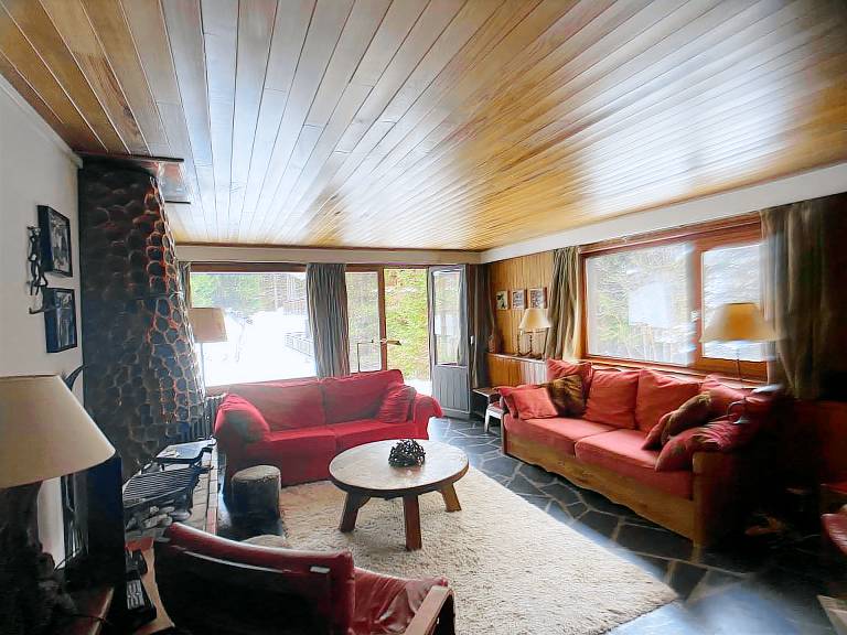 Fully equipped beautiful apartment with fast internet & terrace | Mountain view | Next to the ski | Pets allowed — photo 2