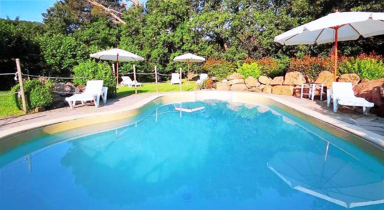 Lovely farm with jacuzzi, pool & garden | Pet-friendly — photo 2