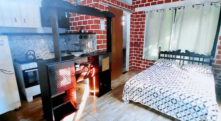 Beautiful lodge with terrace, yard & BBQ | Pet-friendly — photo 2