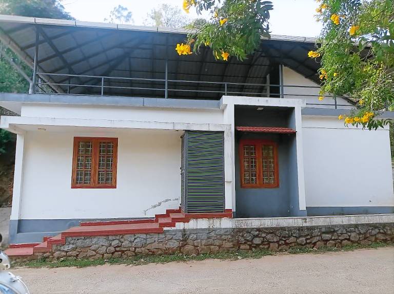 1000 m&sup2; Villa