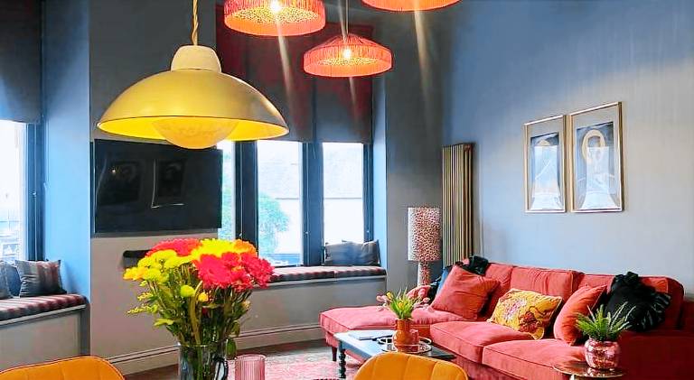 The Bank - Rooms & Apartments by Coorie Doon Stays in Troon