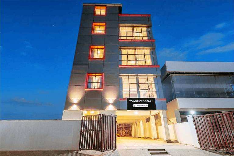 Townhouse Oak LB Metro Station Formerly Sunil Arcade