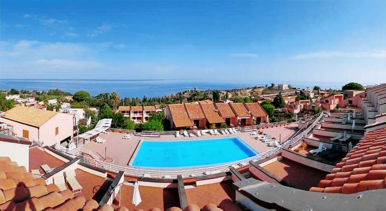Apartment with pool | Next to the beach | Pet-friendly in Cefalù