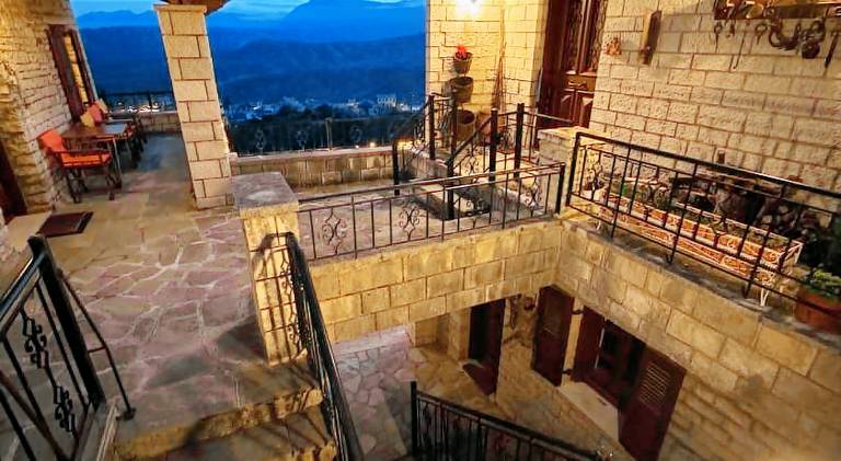 Wonderful villa with patio & garden | Dogs allowed — photo 2