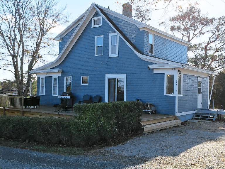 Cabin Lunenburg