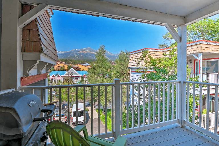 Ski & Unwind Fireside: Main St Condo in Tannhauser — photo 3