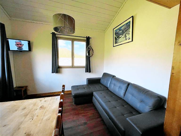 Rental apartment with 4 rooms for 8 persons — photo 2