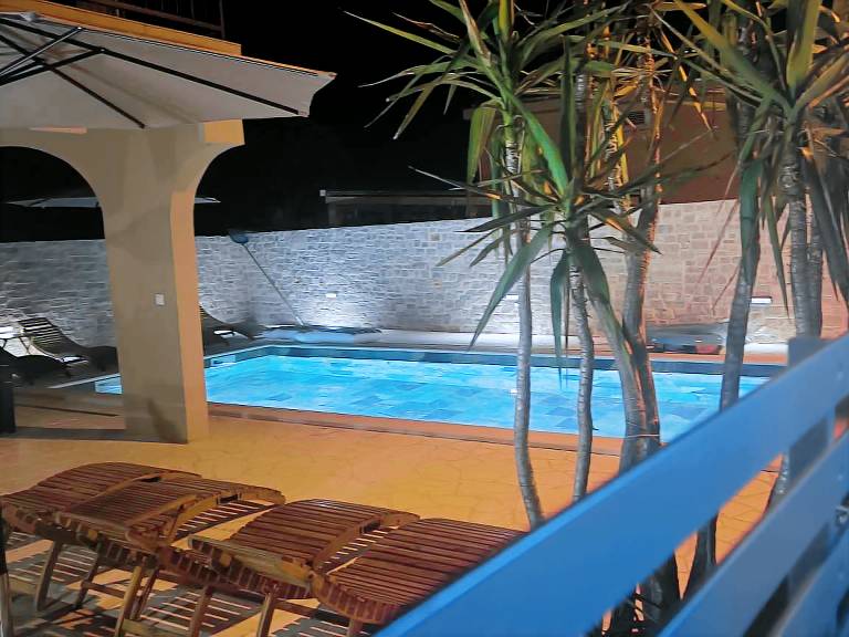 Family-oriented lovely villa with barbecue, garden & terrace | Nature view | Dogs allowed — photo 2