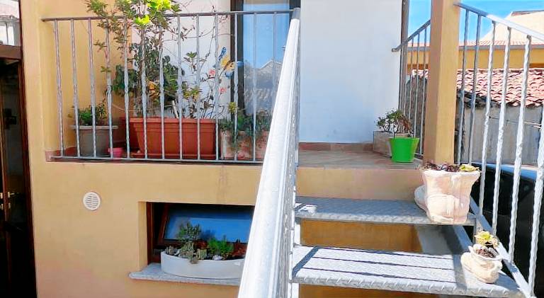 Holiday apartment with 2 rooms for 4 persons in Arzachena