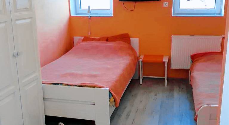 Rental apartment with grill & patio in Ustron