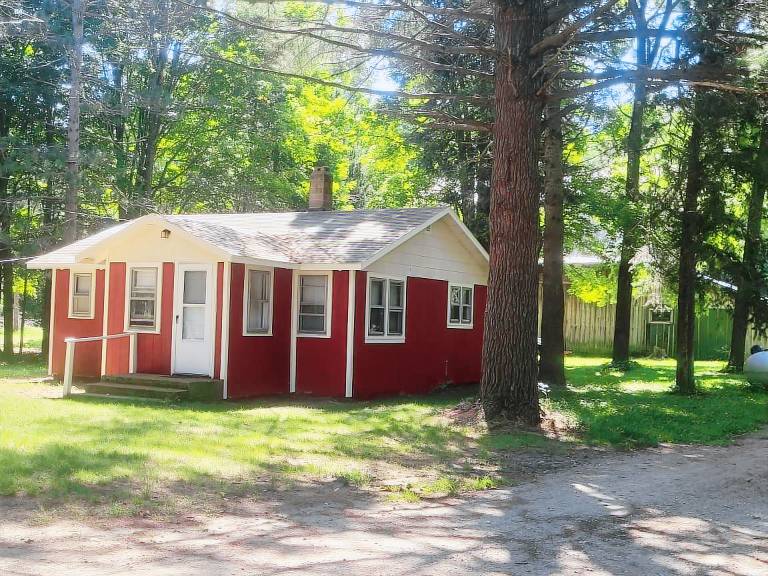 Cabin Custer
