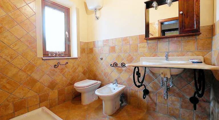 House with 2 rooms for 4 persons — photo 2