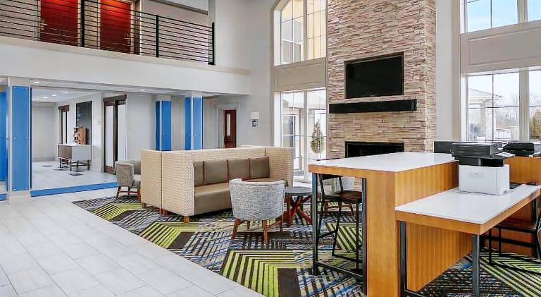 Holiday Inn Express & Suites Asheville SW - Outlet Ctr Area By IHG — photo 5