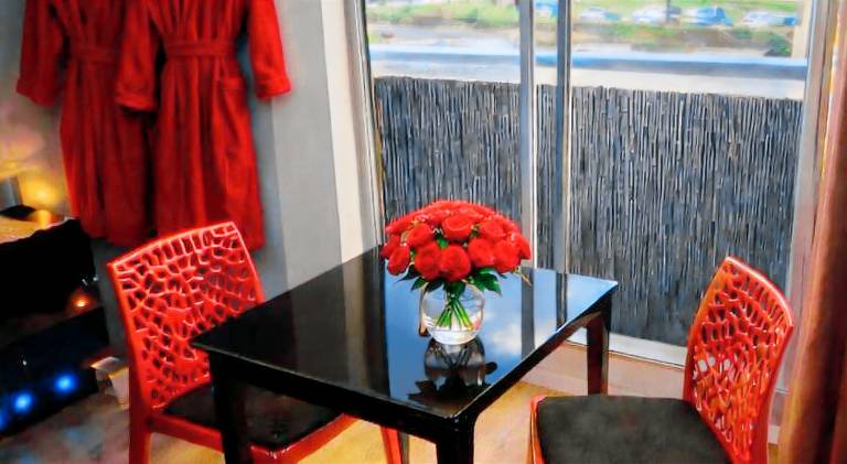 Rental apartment with hot tub & sauna — photo 4